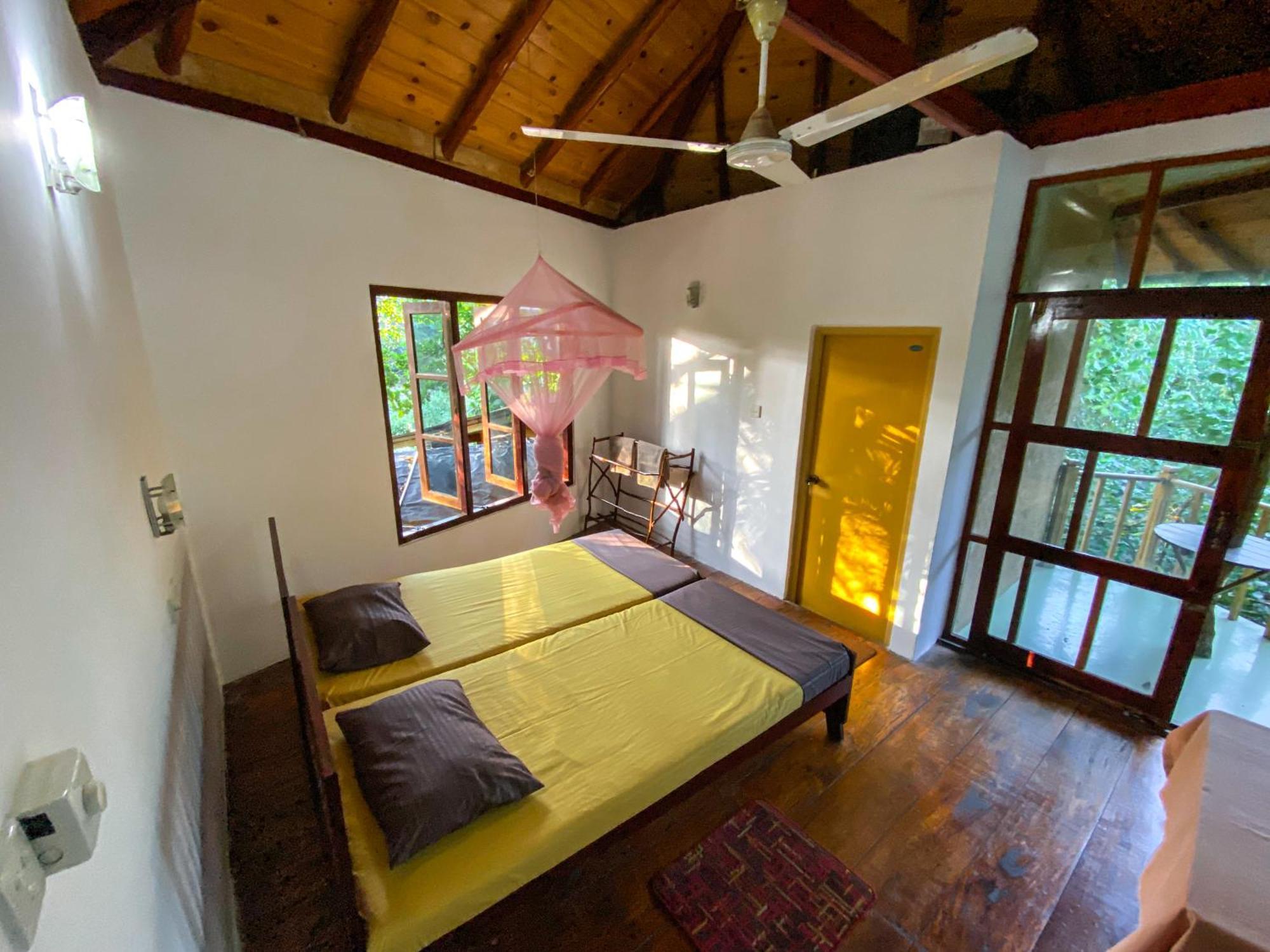 Seasons Four Mini Jungle Cabana Matara Exterior foto